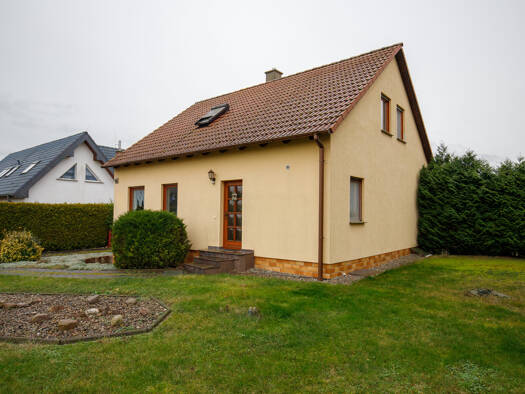 Haus zum Kauf 245.000 € 5 Zimmer 121 m² 1.683 m² Grundstück frei ab sofort Moritzstraße 11a Hohenfelde Schwedt/Oder 16303