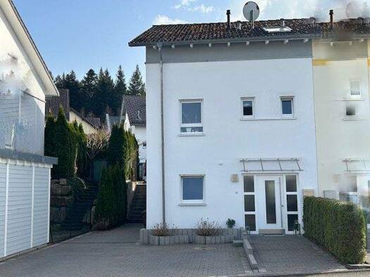 Doppelhaushälfte zum Kauf 559.000 € 5 Zimmer 140 m² 214 m² Grundstück frei ab 01.12.2026 Neuenbürg 75305