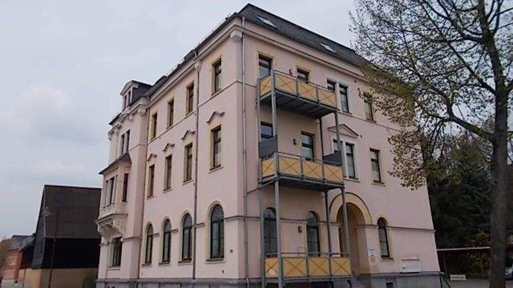 Wohnung zur Miete 279 € 2 Zimmer 53 m² 1. Geschoss Hofer Straße 59 Oberlungwitz 09353