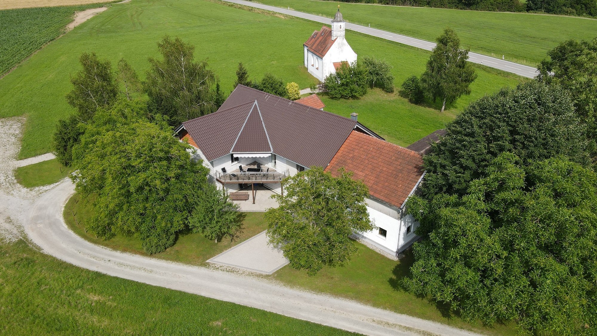 Bauernhaus zum Kauf 1.150.000 € 5 Zimmer 266 m²<br/>Wohnfläche 10.600 m²<br/>Grundstück St Lorenz Neumarkt-Sankt Veit 84494