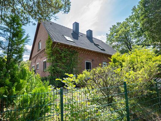 Einfamilienhaus zum Kauf 228.000 € 9 Zimmer 205 m² 2.763 m² Grundstück Hechthausen Hechthausen 21755