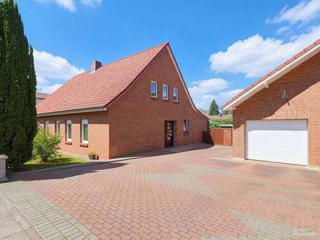 Einfamilienhaus zum Kauf 398.000 € 6 Zimmer 247 m² 1.296 m² Grundstück Fallingbostel Bad Fallingbostel 29683