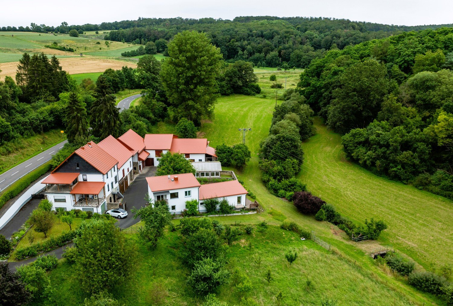 Einfamilienhaus zum Kauf 895.000 € 10 Zimmer 300 m²<br/>Wohnfläche 30.000 m²<br/>Grundstück Weyer Villmar 65606