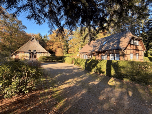 Wohnanlage zum Kauf 635.000 € 10 Zimmer 327 m² 4.500 m² Grundstück Hüttenbusch Worpswede 27726