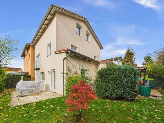 Doppelhaushälfte zum Kauf 650.000 € 6 Zimmer 150 m² 284 m² Grundstück frei ab 01.02.2026 Neutraubling 93073