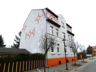 Mehrfamilienhaus zum Kauf als Kapitalanlage geeignet 245.000 € 292 m² 436 m² Grundstück Karlstraße 2 Falkenberg Falkenberg/Elster 04895