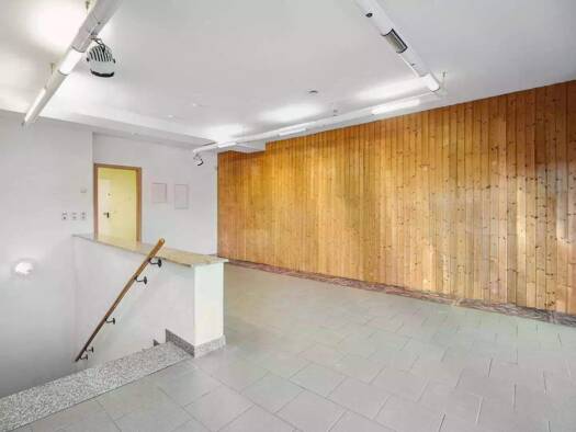 Verkaufsfläche zur Miete provisionsfrei 6,50 € 2,5 Zimmer 100 m² Verkaufsfläche Jenaische Straße 5 Kahla 07768