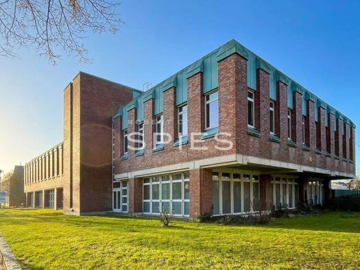 Verkaufsfläche zur Miete provisionsfrei 10,50 € 871,6 m² Verkaufsfläche St. Lorenz Nord Lübeck 23554