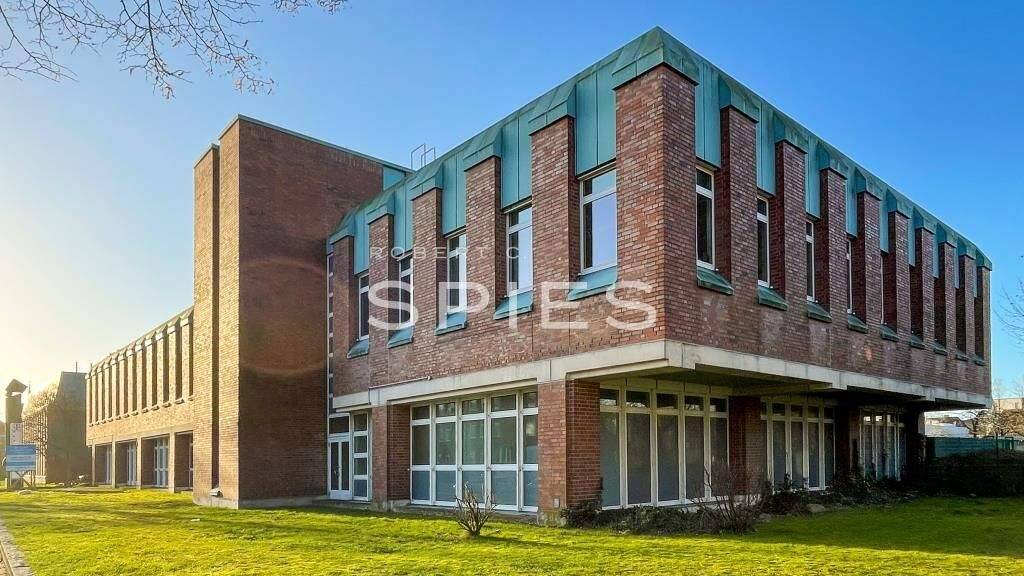 Verkaufsfläche zur Miete provisionsfrei 10,50 € 871,6 m² Verkaufsfläche St. Lorenz Nord Lübeck 23554