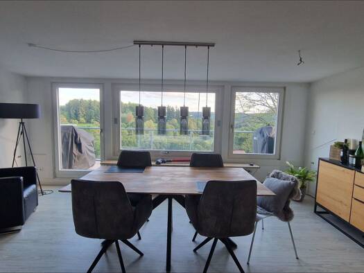 Wohnung zur Miete 1.100 € 3 Zimmer 88 m² Geschoss 1/2 frei ab 15.10.2026 Tiefenbronn Tiefenbronn 75233