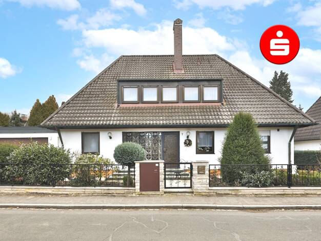 Einfamilienhaus zum Kauf 799.000 € 7,5 Zimmer 220 m² 743 m² Grundstück frei ab sofort Herpersdorf Nürnberg 90455