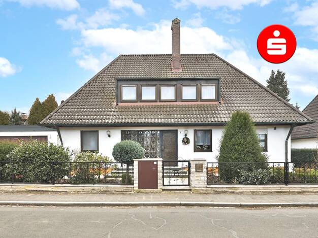 Einfamilienhaus zum Kauf 799.000 € 7,5 Zimmer 220 m² 743 m² Grundstück frei ab sofort Herpersdorf Nürnberg 90455