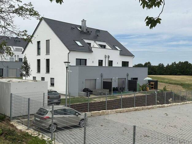 Wohnung zum Kauf provisionsfrei 350.000 € 1 Zimmer 62 m² EG frei ab 01.02.2026 Pollenried Nittendorf 93152