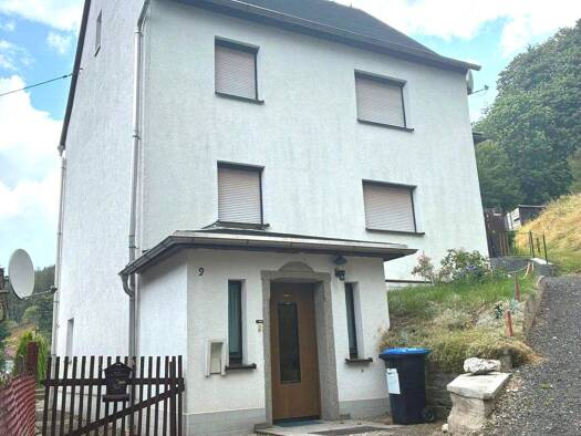 Einfamilienhaus zum Kauf 50.000 € 7 Zimmer 120 m² 369 m² Grundstück frei ab sofort Oberweißbach Oberweißbach/Thüringer Wald 98744