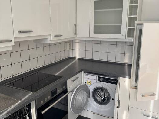 Wohnung zur Miete 980 € 2,5 Zimmer 64 m² Geschoss 3/5 frei ab sofort Weiden Köln 50858