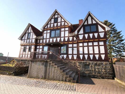 Haus zum Kauf 135.000 € 5 Zimmer 191,5 m² 790 m² Grundstück Elgershausen Schauenburg 34270