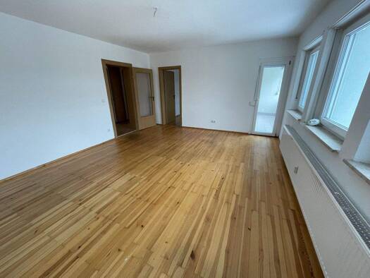 Wohnung zur Miete 703 € 3 Zimmer 64,4 m² 2. Geschoss frei ab 16.02.2026 Bissingerstr. 5 Erlangen-Süd Erlangen 91052