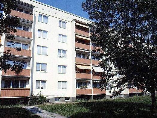 Wohnung zur Miete 443 € 3 Zimmer 58,1 m² frei ab 01.02.2026 Hertzstr. 12 a Leuben Dresden 01257