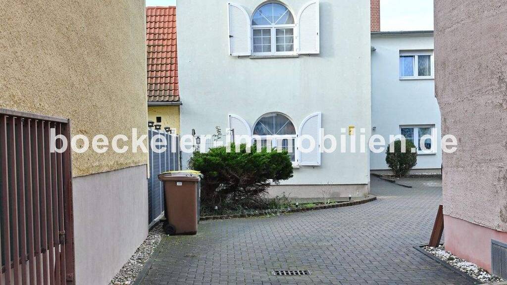 Immobilie in Merseburg - € 659,26/ m² für Wohn- und Geschäftshaus mit stabilen Mieteinnahmen +  Steigerungs-Potential - Bild 2