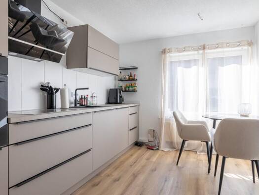 Wohnung zur Miete 850 € 2 Zimmer 66 m² Geschoss 1/2 frei ab 01.10.2026 Herdern Hohentengen am Hochrhein 79801