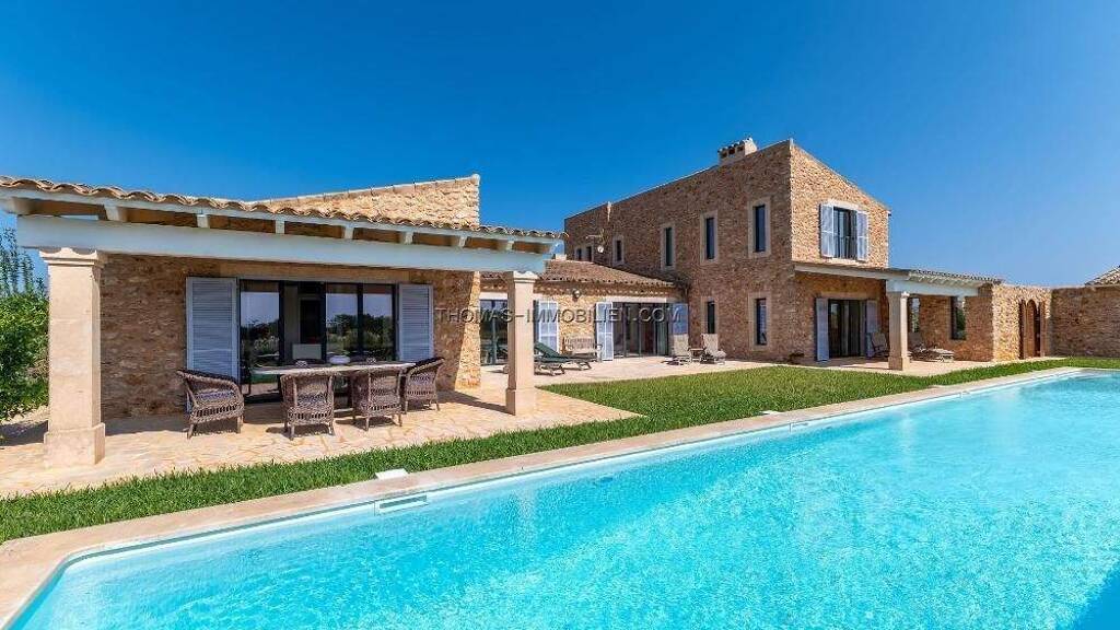 Haus zum Kauf 3.690.000 € 5 Zimmer 406 m² 14.206 m² Grundstück Ses Salines 07640