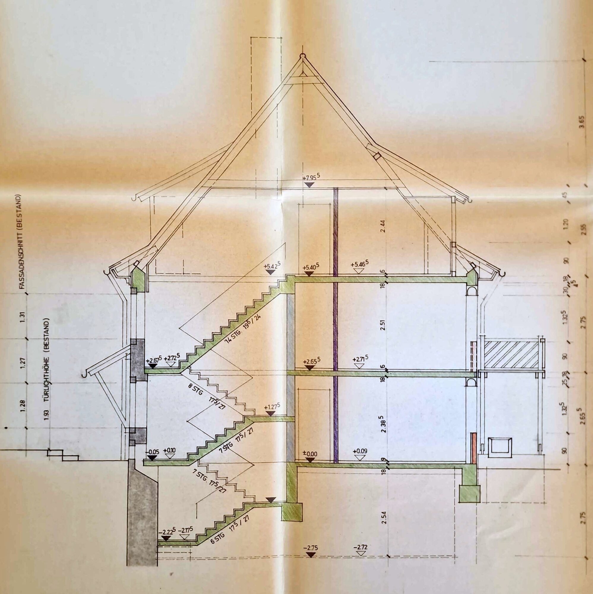 Einfamilienhaus zum Kauf 790.000 € 10 Zimmer 243 m²<br/>Wohnfläche 430 m²<br/>Grundstück Weil am Rhein Weil am Rhein 79576