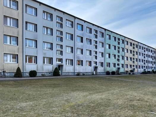 Wohnung zum Kauf 172.000 € 7 Zimmer 162,7 m² Milmersdorf 17268