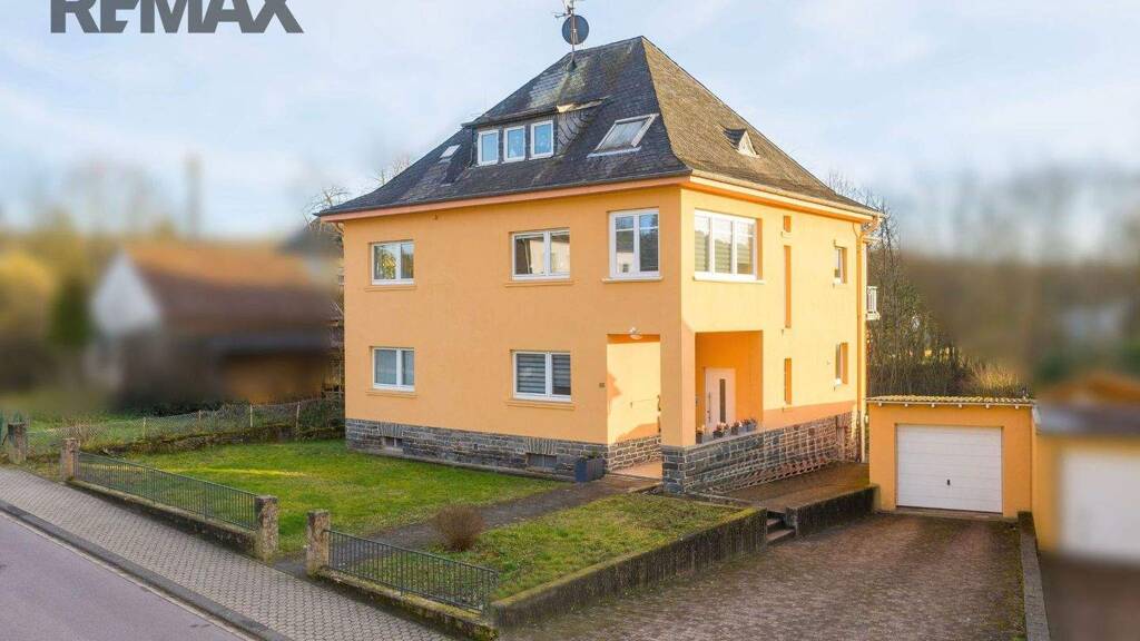 Mehrfamilienhaus zum Kauf 355.000 € 13 Zimmer 260 m² 747 m² Grundstück Beurig Saarburg 54439