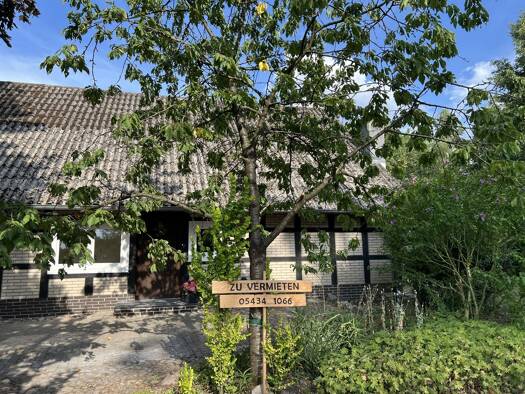 Einfamilienhaus zur Miete 1.100 € 6 Zimmer 150 m² frei ab sofort Uptloh Essen (Oldenburg) 49632