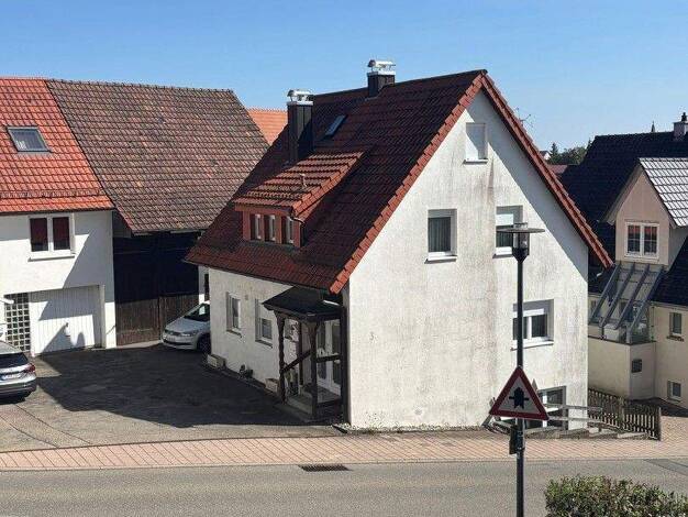 Einfamilienhaus zum Kauf provisionsfrei 550.000 € 7 Zimmer 160 m² 396 m² Grundstück Wurmberg 75449