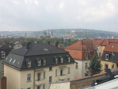 Wohnung zur Miete 790 € 2,5 Zimmer 70 m² Geschoss 1/4 frei ab 01.09.2025 Schiestlstr. 4 Grombühl Würzburg 97080
