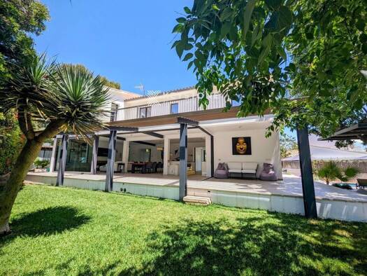 Chalet zur Miete 12.000 € 4 Zimmer 265 m² Calvià 07181