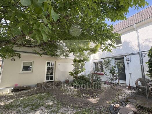 Einfamilienhaus zur Miete 1.520 € 6 Zimmer 160 m² 377 m² Grundstück frei ab sofort Heisterbacherrott Königswinter 53639