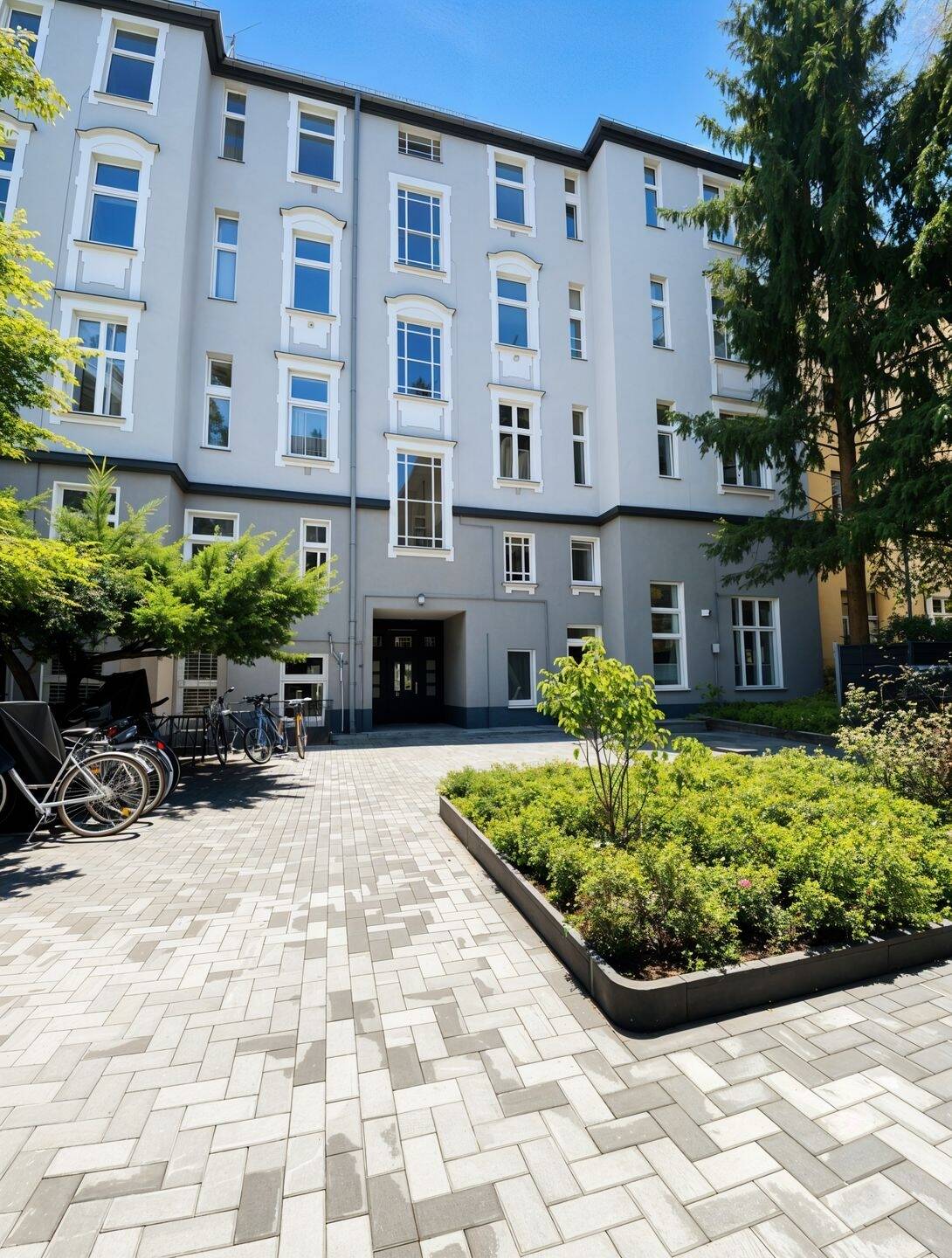 Property thumbnail 2