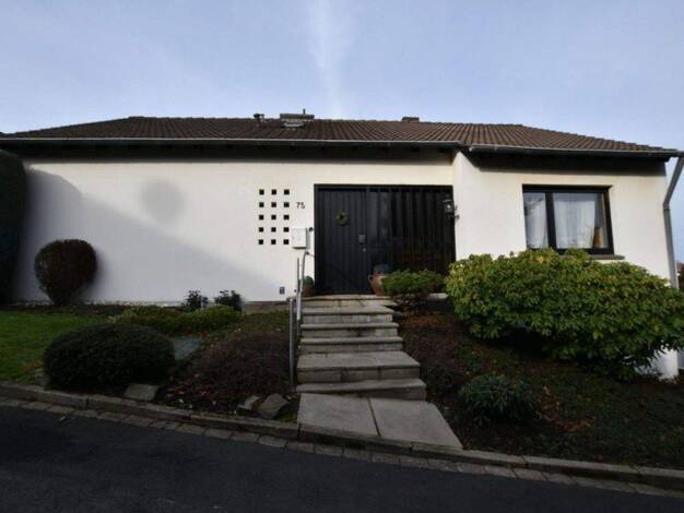 Einfamilienhaus zum Kauf provisionsfrei 675.000 € 5 Zimmer 223 m² 617 m² Grundstück Werden Essen 45239