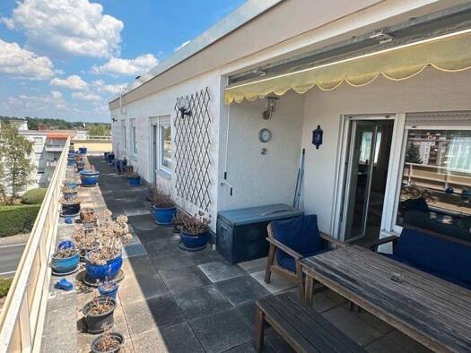 Penthouse zur Miete 1.650 € 4 Zimmer 133 m² Geschoss 4/4 frei ab 01.12.2026 Nauheim 64569