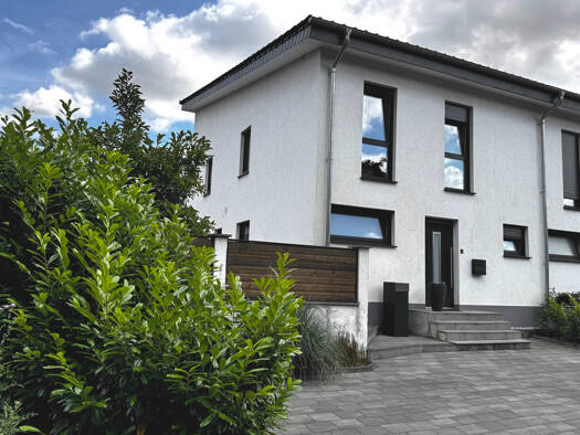 Reihenendhaus zum Kauf 499.500 € 4 Zimmer 140,6 m² 333 m² Grundstück Paderborn / Neuenbeken 33100