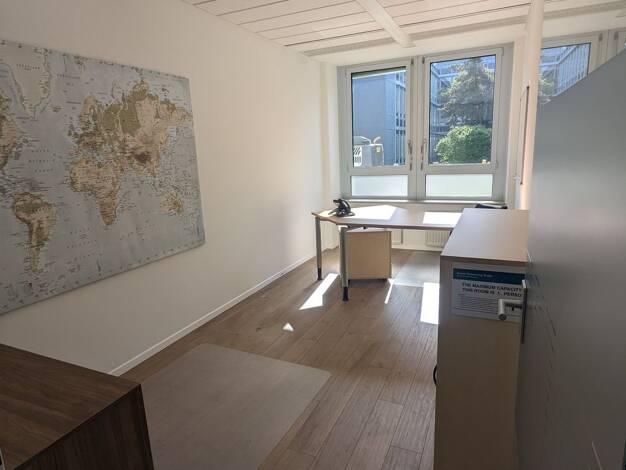 Bürofläche zur Miete provisionsfrei 225 € 20 m² Bürofläche Zeppelinstraße Hallbergmoos Hallbergmoos 85399