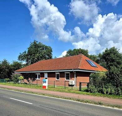 Bungalow zum Kauf 329.000 € 5 Zimmer 168 m² 971 m² Grundstück Boizenburger Straße 8 Bandekow Bandekow 19273