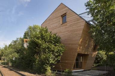 Haus zur Miete 2.100 € 3 Zimmer 140 m² Stephanskirchen 83071