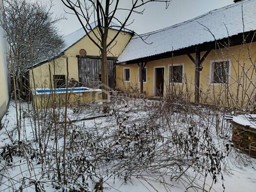 Einfamilienhaus zum Kauf 75.000 € 6 Zimmer 100 m² 734 m² Grundstück Wulzeshofen 2064