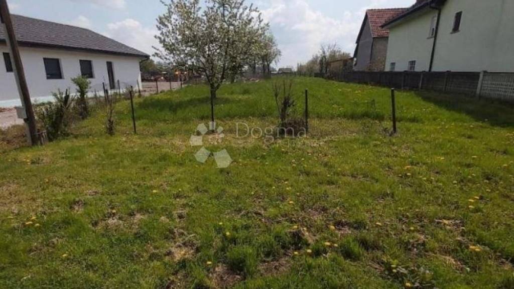 Land-/Forstwirtschaft zum Kauf 68.000 € Brezovica sjever