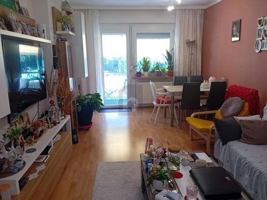 Wohnung zum Kauf 120.000 € 3 Zimmer 67 m² 2. Geschoss Frohnleiten 8130