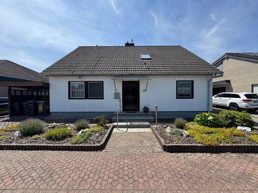 Einfamilienhaus zum Kauf 359.000 € 5 Zimmer 162 m² 574 m² Grundstück Auestr. 14 Niederzier Niederzier 52382