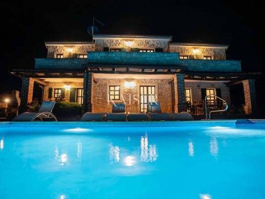 Haus zum Kauf 570.000 € 5 Zimmer 263 m² Sveti Lovrec Sveti Lovrec