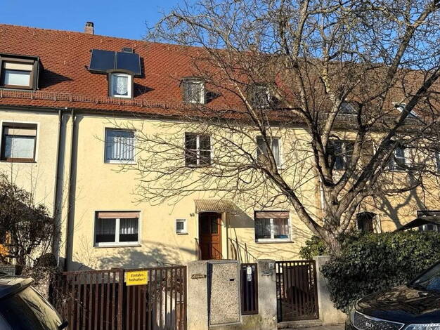 Einfamilienhaus zum Kauf provisionsfrei 470.000 € 12 Zimmer 210 m² 358 m² Grundstück Leyh Nürnberg 90431