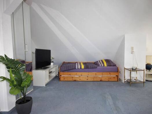 Wohnung zur Miete 449 € 1 Zimmer 40 m² frei ab 01.11.2026 Ost Hildesheim 31134