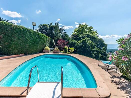 Haus zum Kauf 1.575.000 € 2.010 m² Grundstück Ballaison 74140