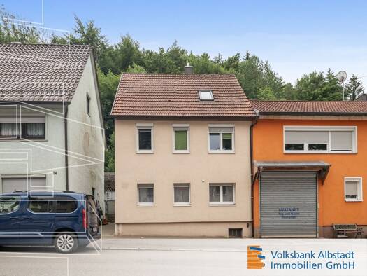 Doppelhaushälfte zum Kauf 149.000 € 5 Zimmer 100 m² 199 m² Grundstück frei ab sofort Albstadt 72461