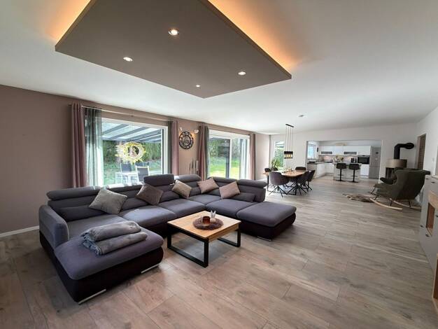 Sonstiges zum Kauf als Kapitalanlage geeignet 899.000 € 4 Zimmer 422,2 m² 731 m² Grundstück Lettenbach Diedorf 86420